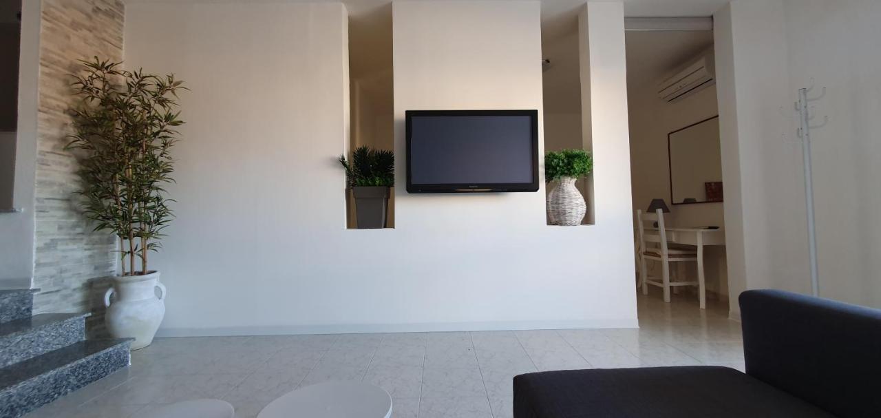 Sardinia Suites & Apartments -Casa-Loft A Pochi Passi Dal Centro- Santa Teresa Gallura Extérieur photo